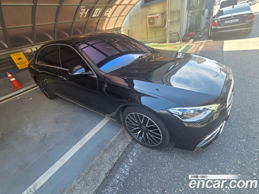 Mercedes-Benz S-Class 2022
