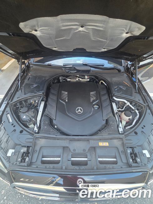 Mercedes-Benz S-Class 2022