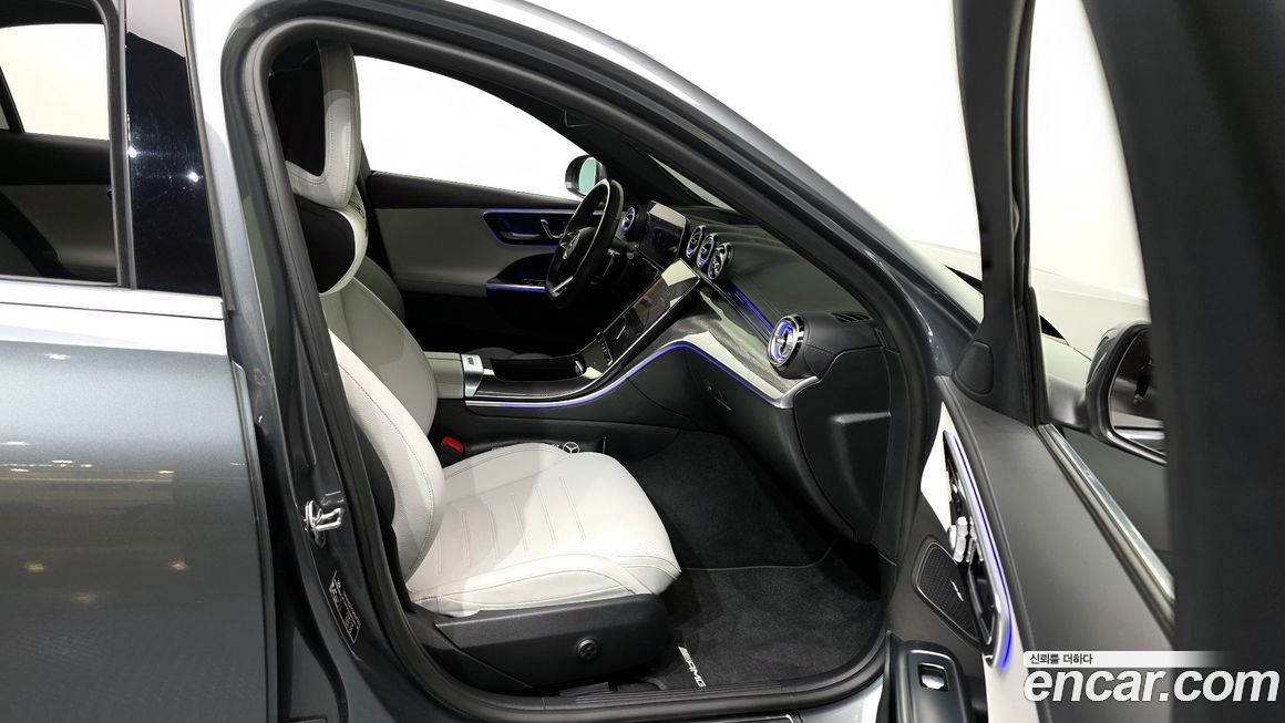 Mercedes-Benz C-Class 2022