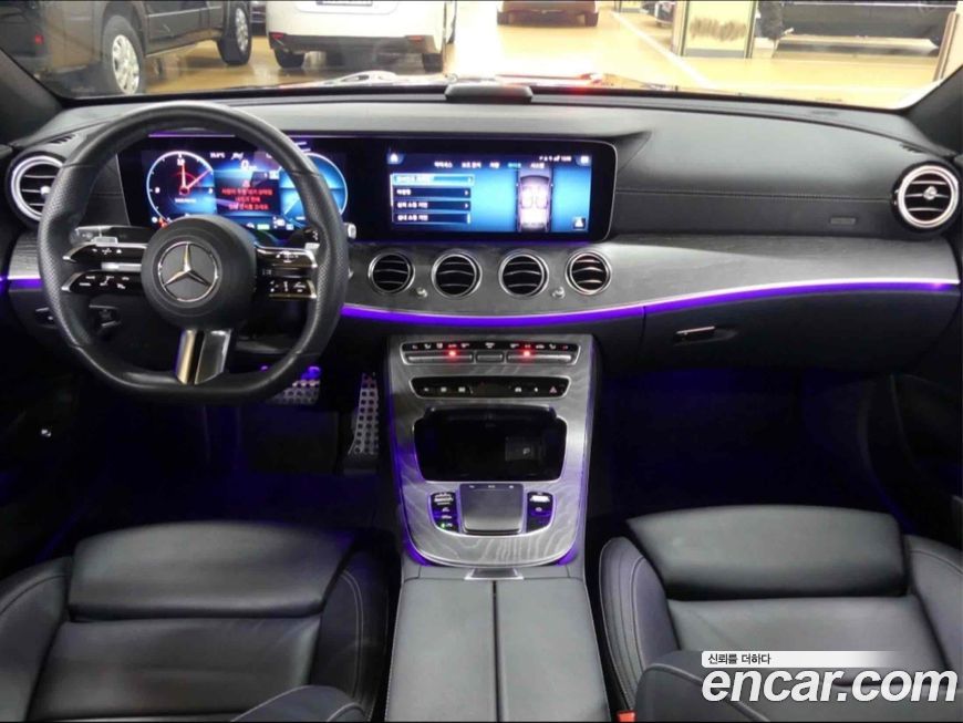 Mercedes-Benz E-Class 2021