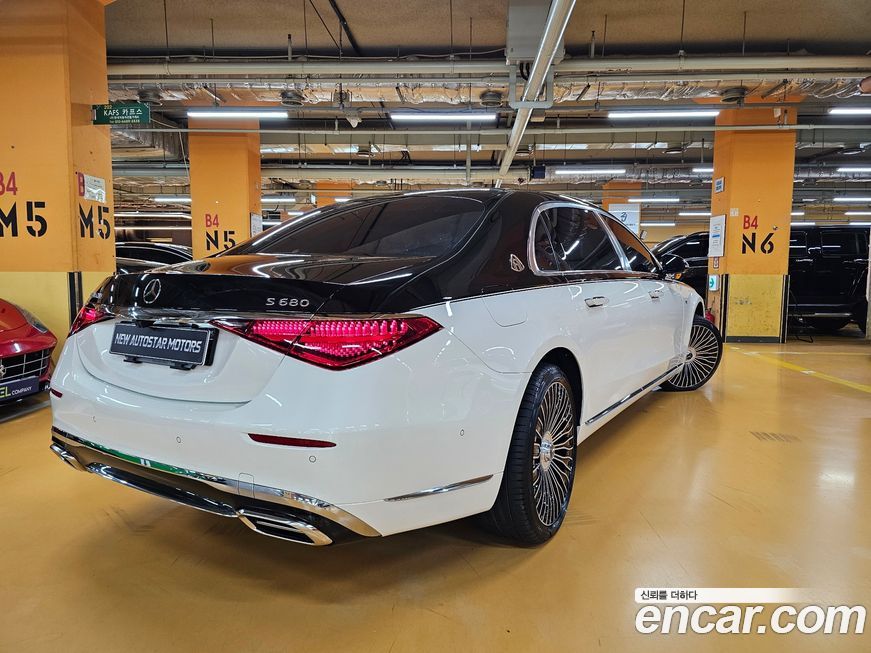 Mercedes-Benz S-Class 2023