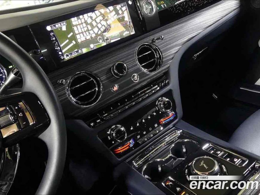 Rolls-Royce Ghost 2023