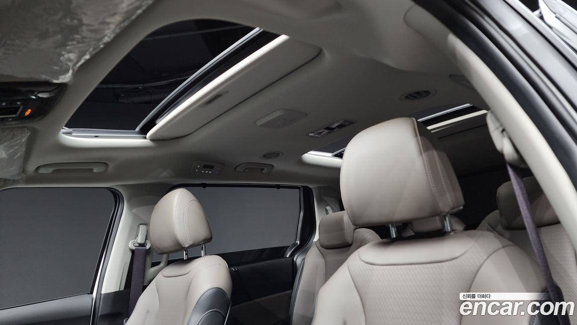 Kia Canival 2024