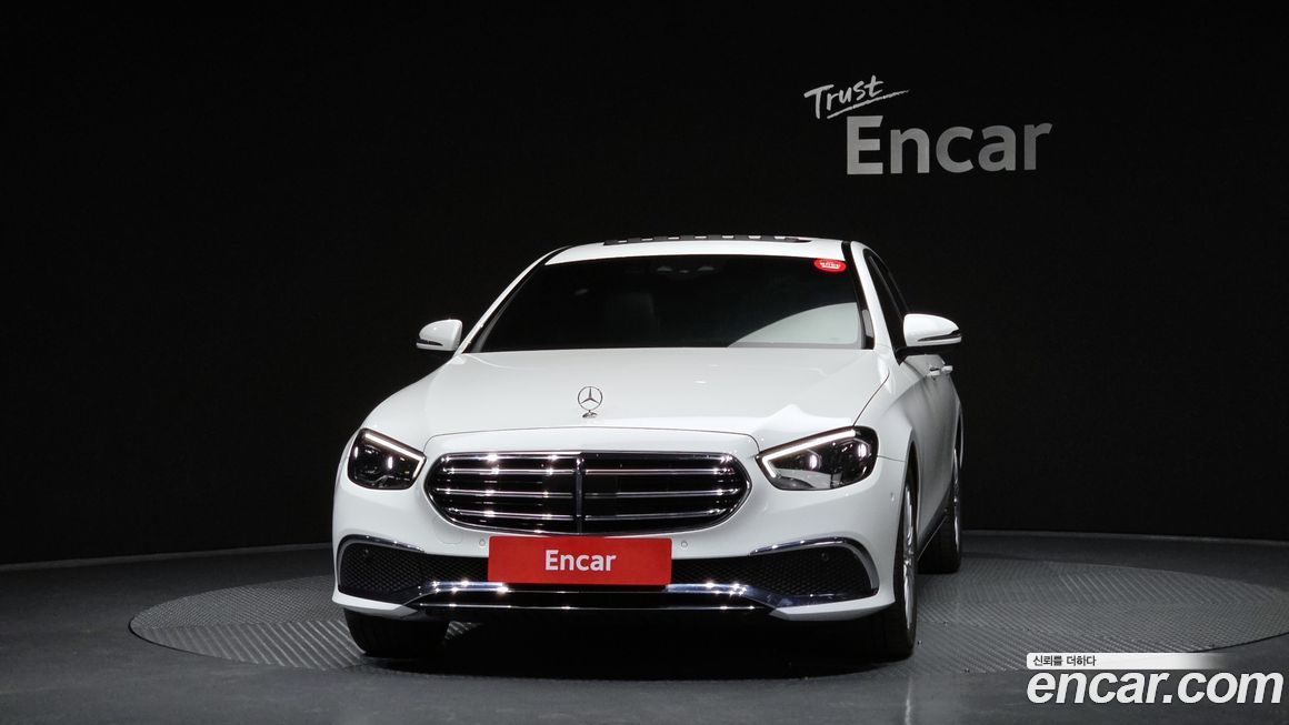 Mercedes-Benz E-Class 2021