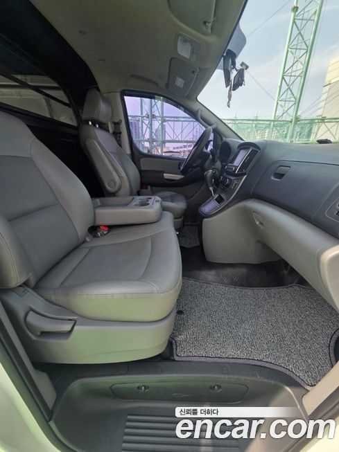 Hyundai Starex 2017