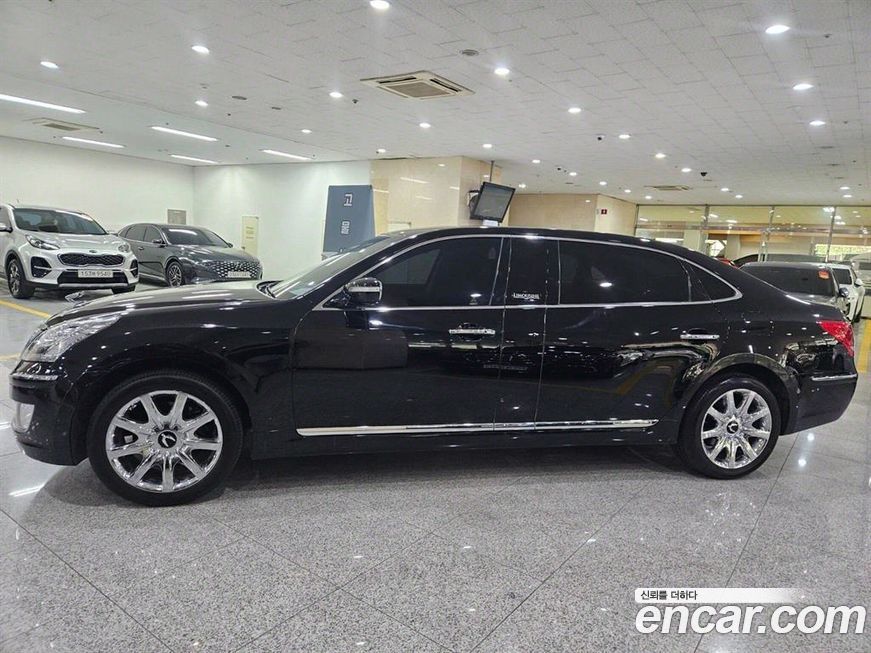 Hyundai Equus 2010