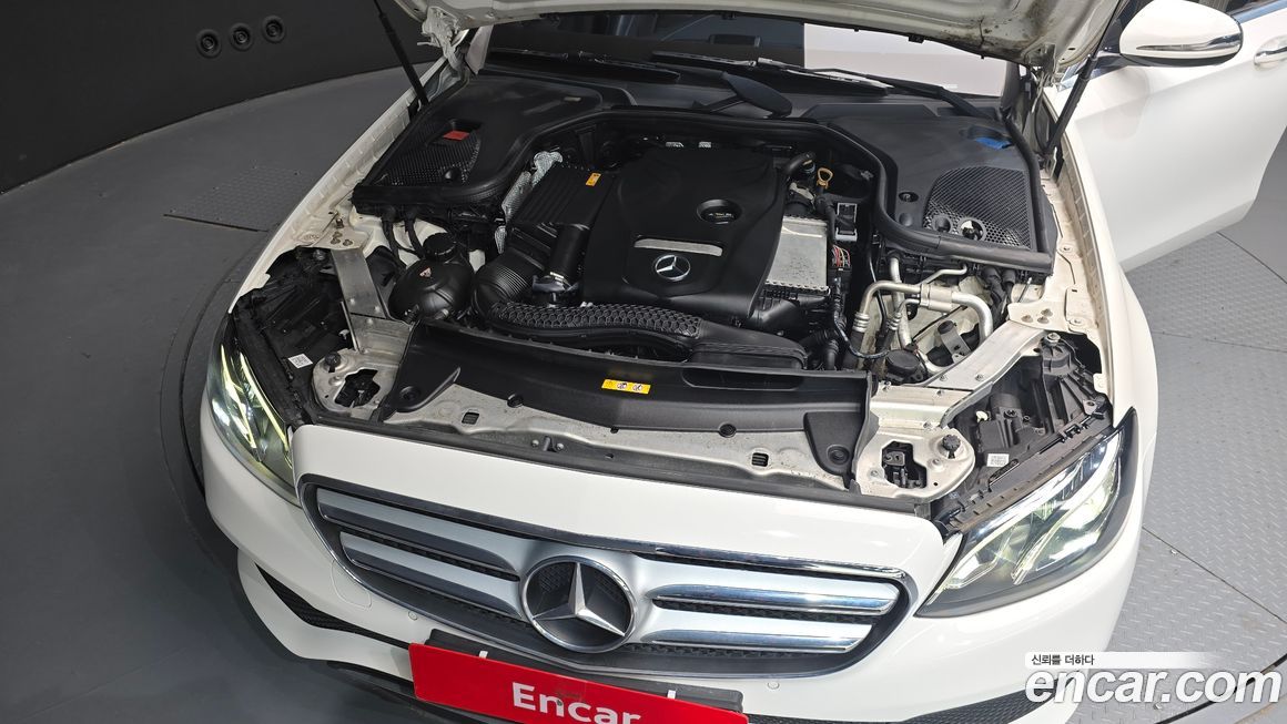 Mercedes-Benz E-Class 2019