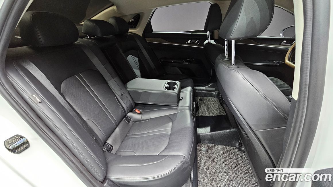 Kia K5 2021