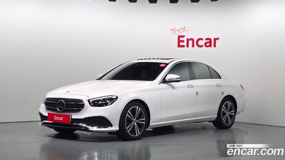 Mercedes-Benz E-Class 2021