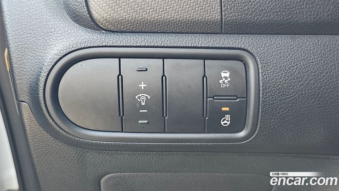 Kia K3 2016