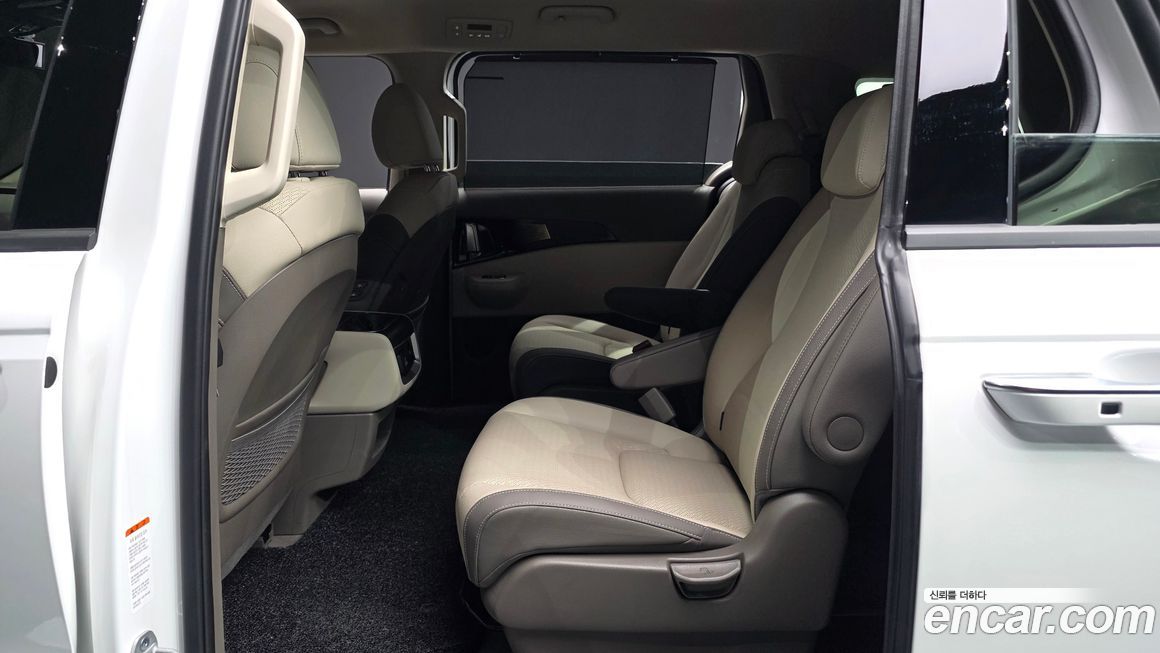 Kia Canival 2025