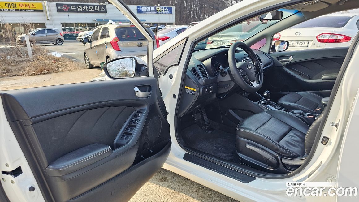 Kia K3 2016