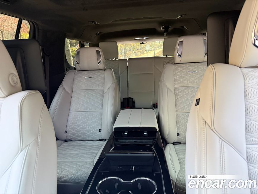 Cadillac Escalade 2025