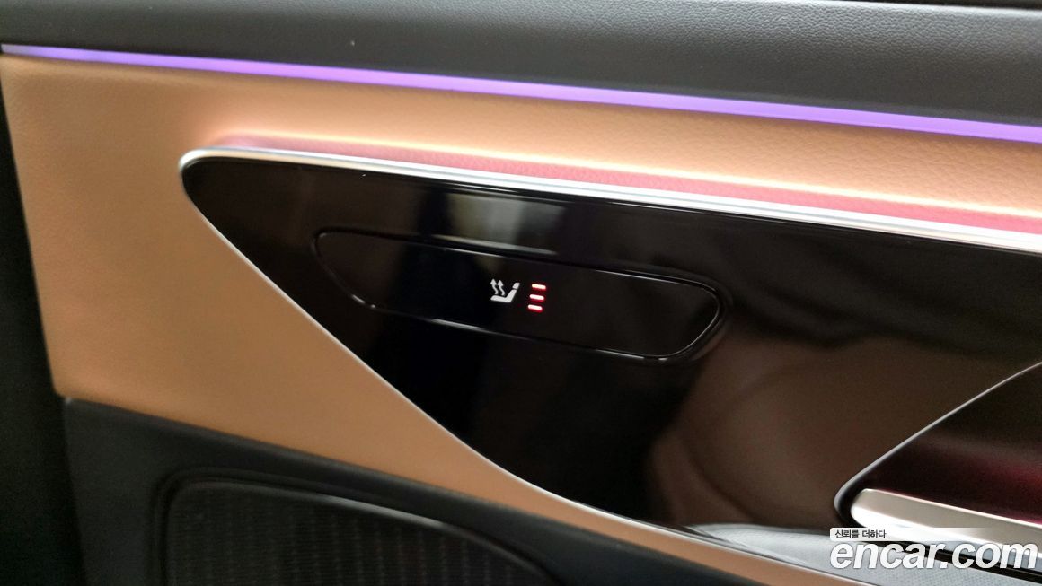 Mercedes-Benz E-Class 2025