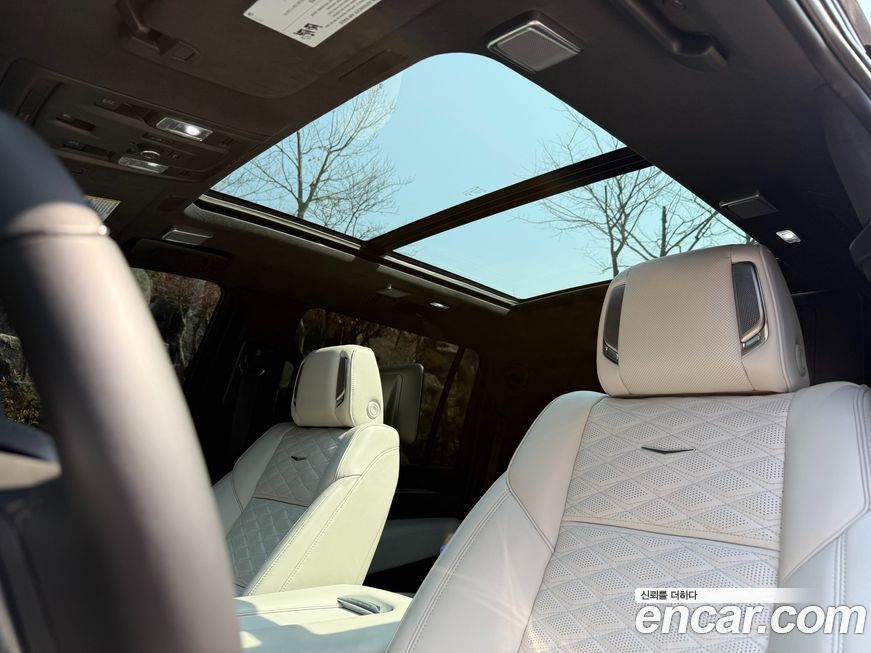 Cadillac Escalade 2025