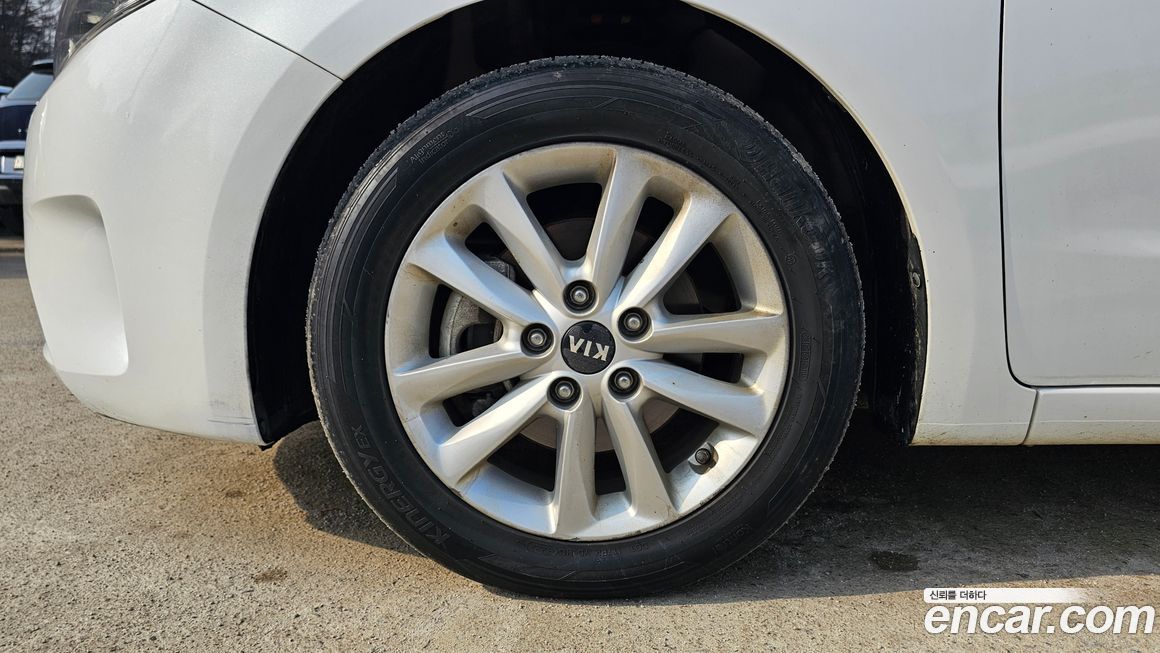Kia K3 2016