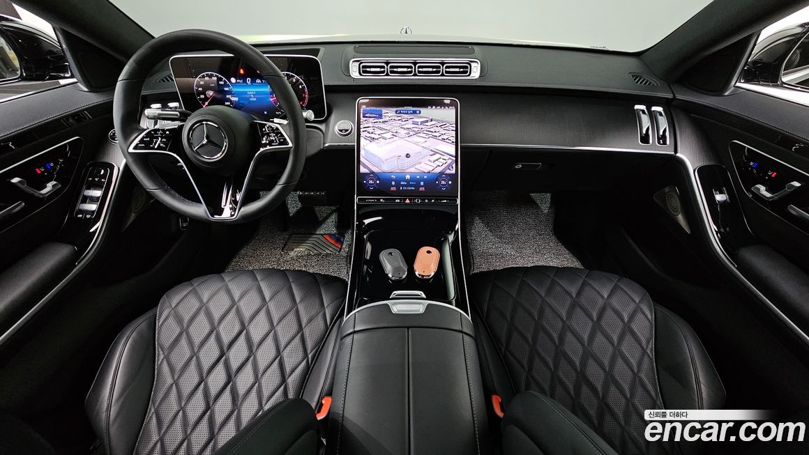 Mercedes-Benz S-Class 2023