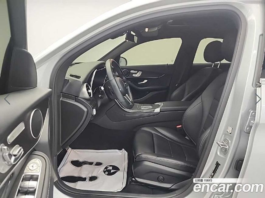 Mercedes-Benz GLC-Class 2020