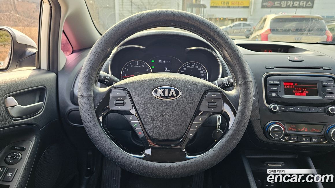 Kia K3 2016