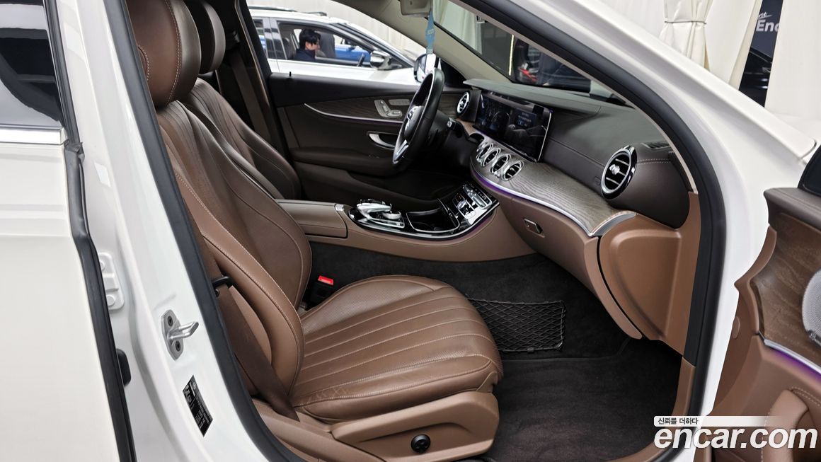 Mercedes-Benz E-Class 2020