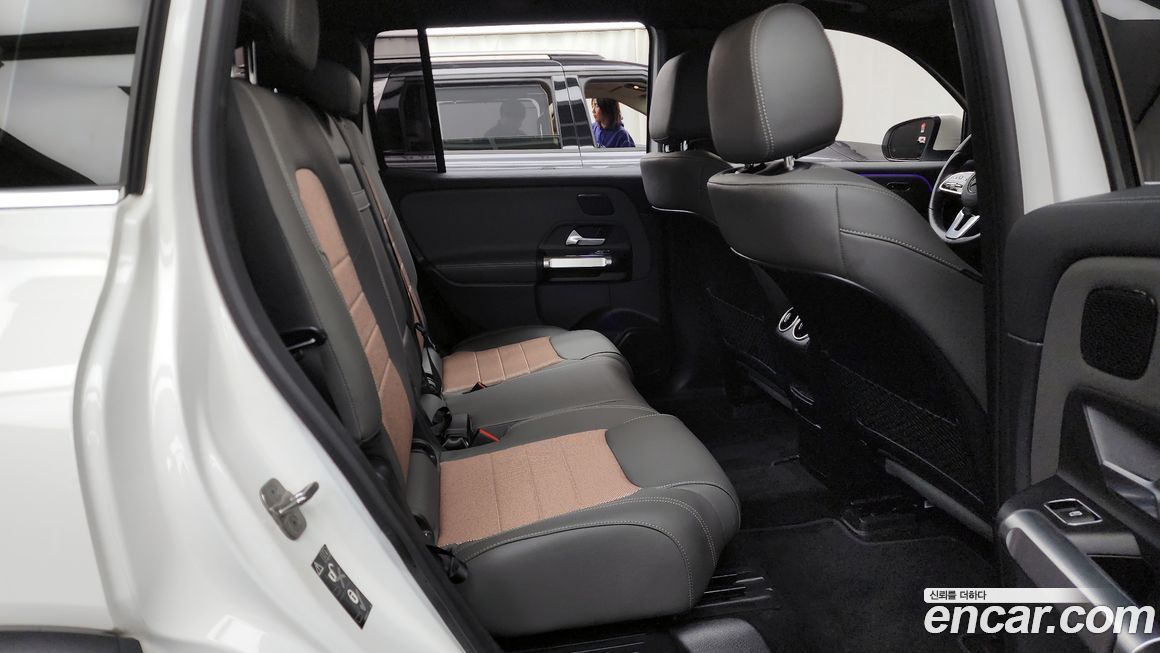 Mercedes-Benz EQB 2024