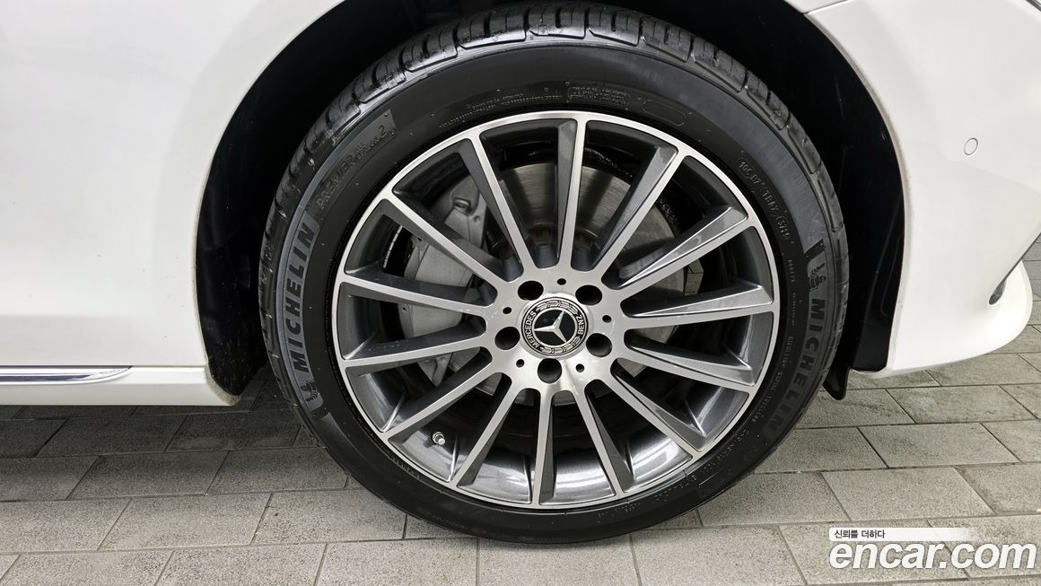 Mercedes-Benz E-Class 2020