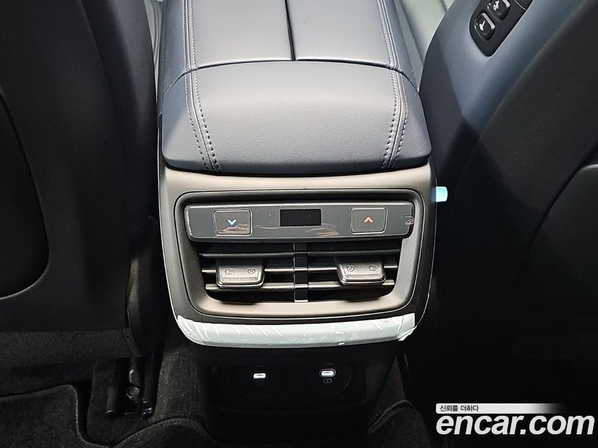 Kia K8 2025