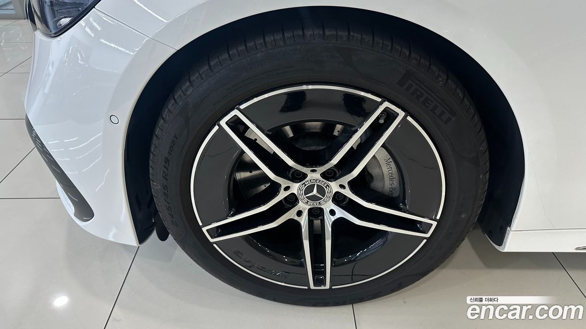 Mercedes-Benz E-Class 2026