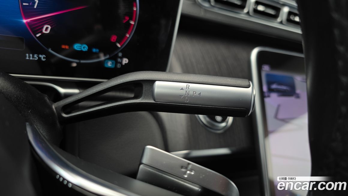 Mercedes-Benz S-Class 2022