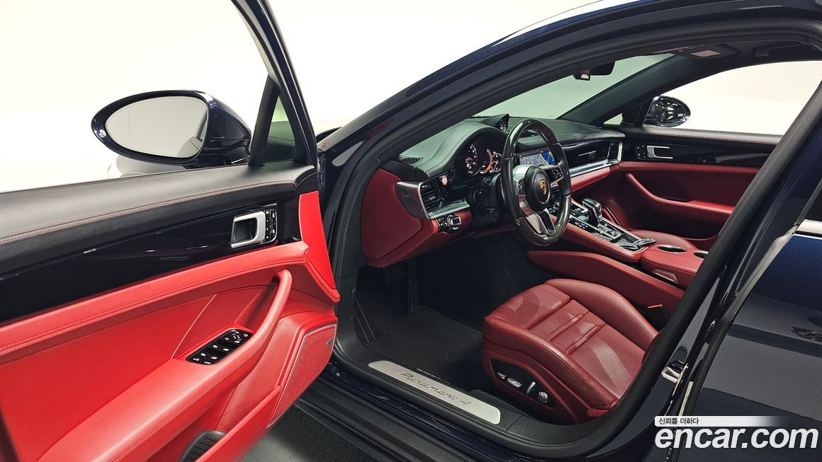 Porsche Panamera 2020