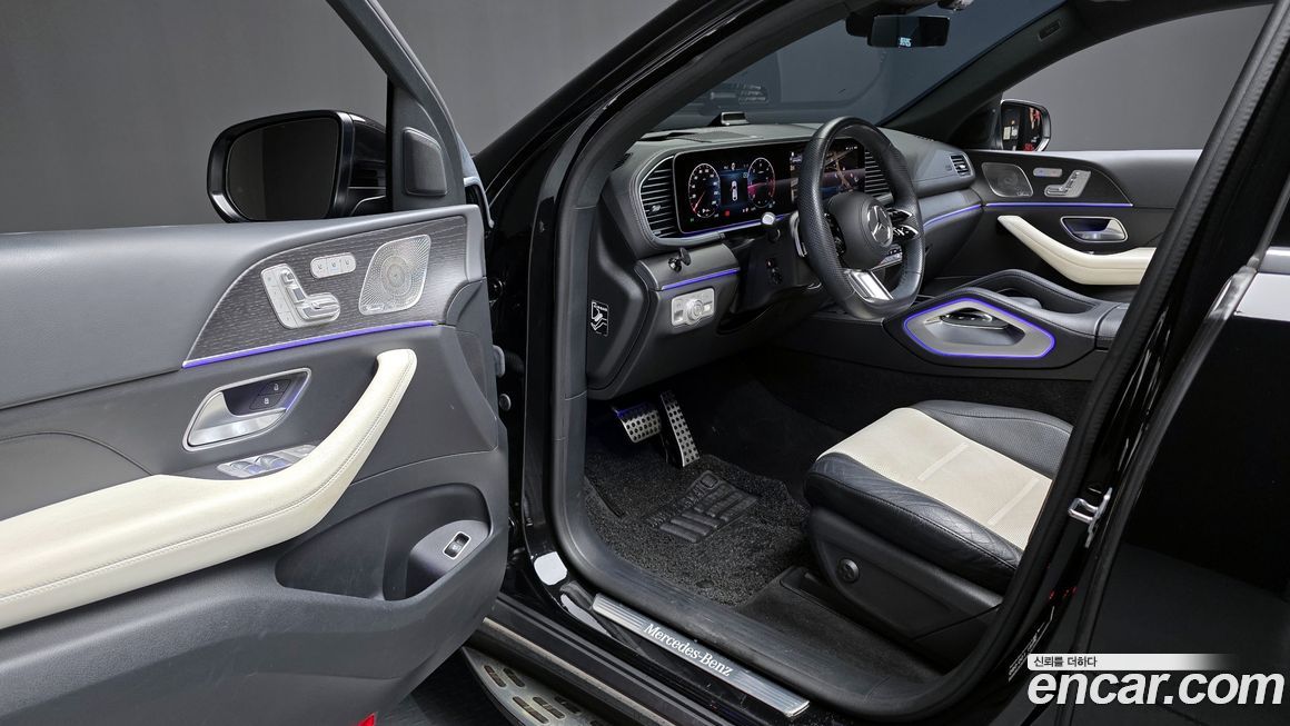 Mercedes-Benz GLE-Class 2023