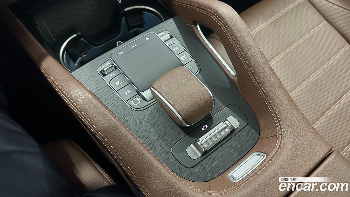 Mercedes-Benz GLE-Class 2025