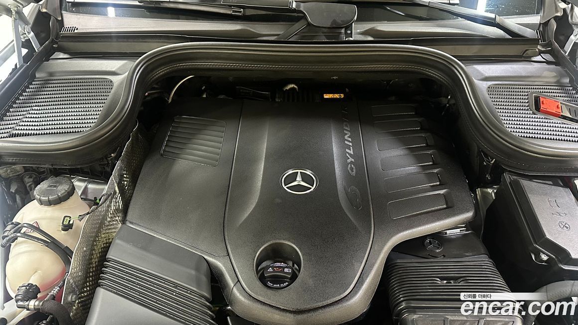 Mercedes-Benz GLE-Class 2025