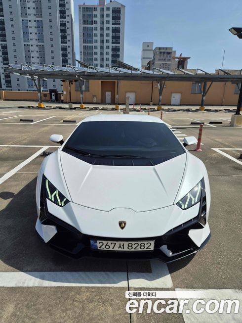 Lamborghini Huracan 2023