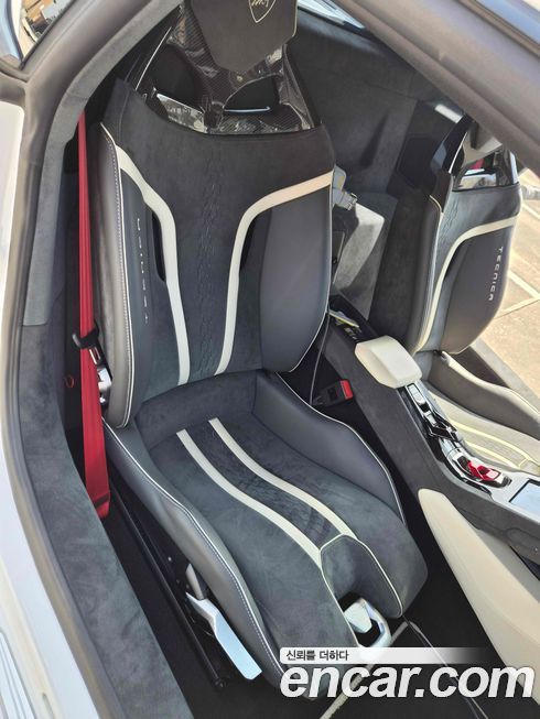 Lamborghini Huracan 2023