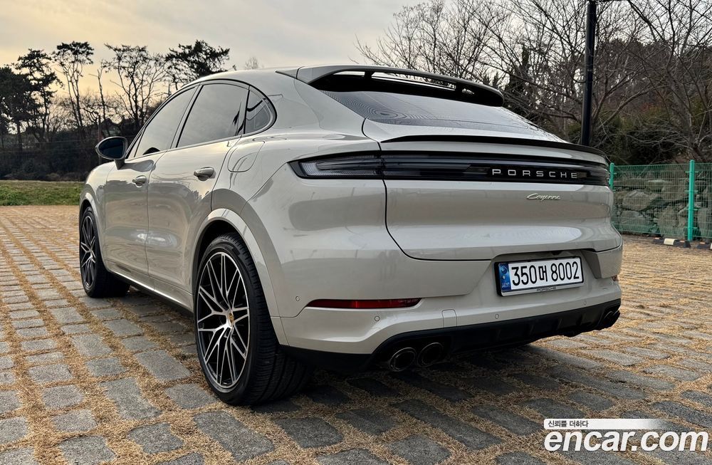 Porsche Cayenne 2024