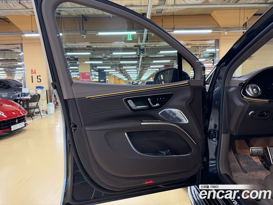 Mercedes-Benz EQS 2024