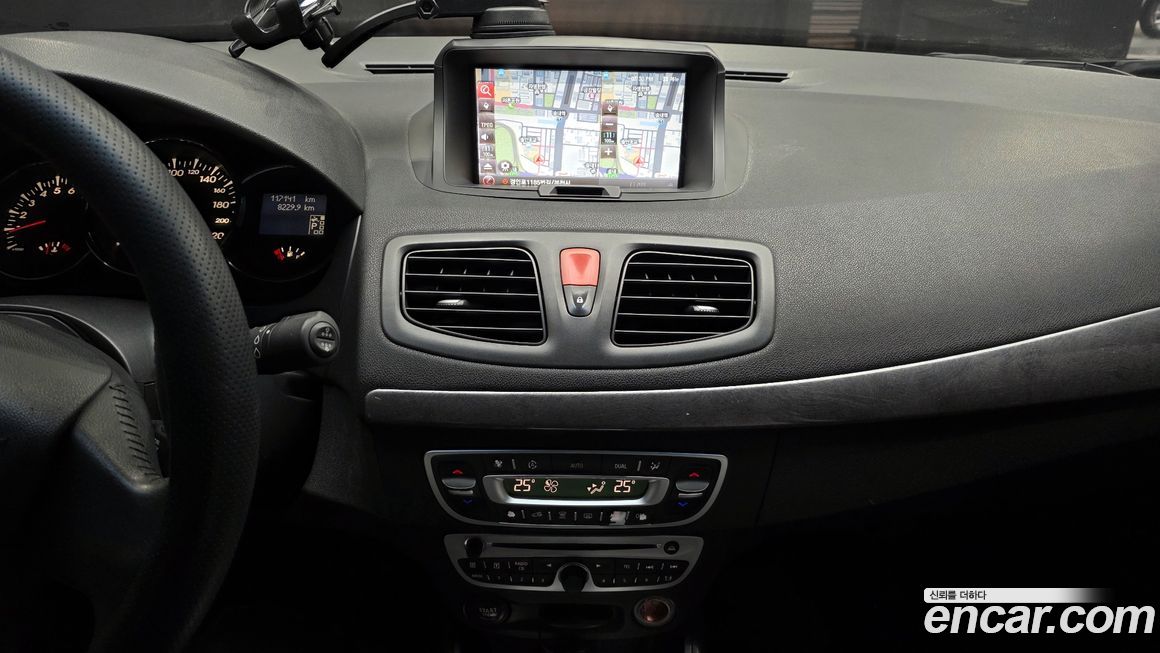 Renault-KoreaSamsung SM3 2011