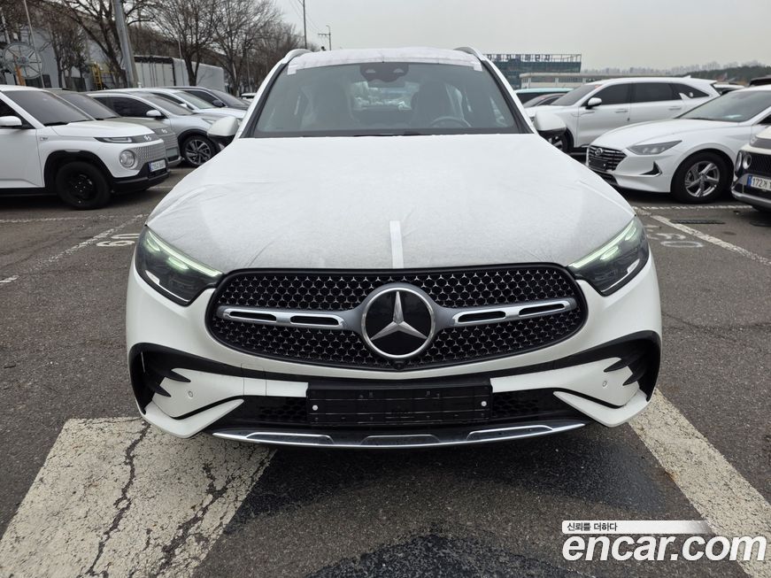 Mercedes-Benz GLC-Class 2026