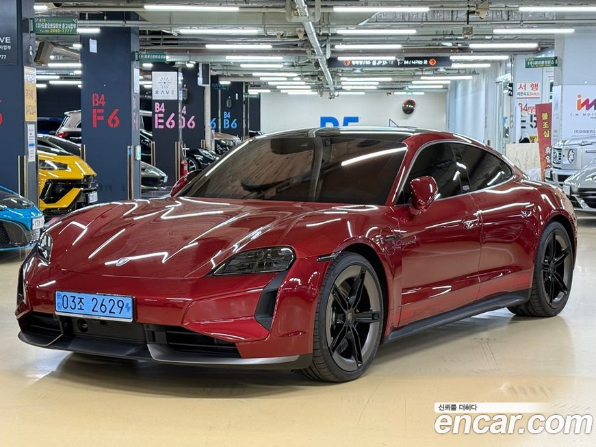 Porsche Taycan 2025
