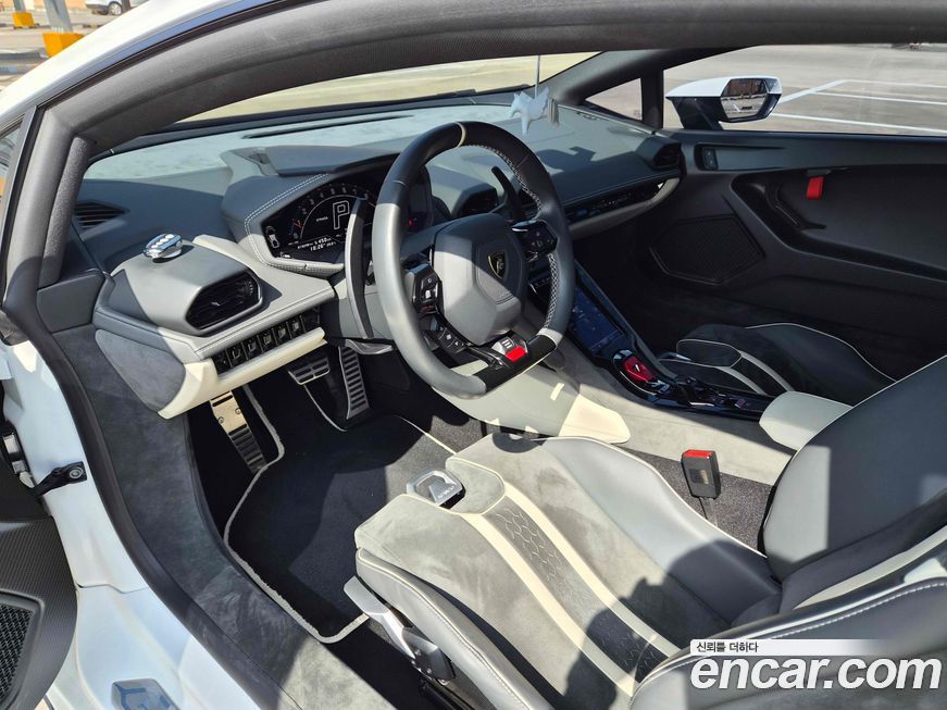 Lamborghini Huracan 2023