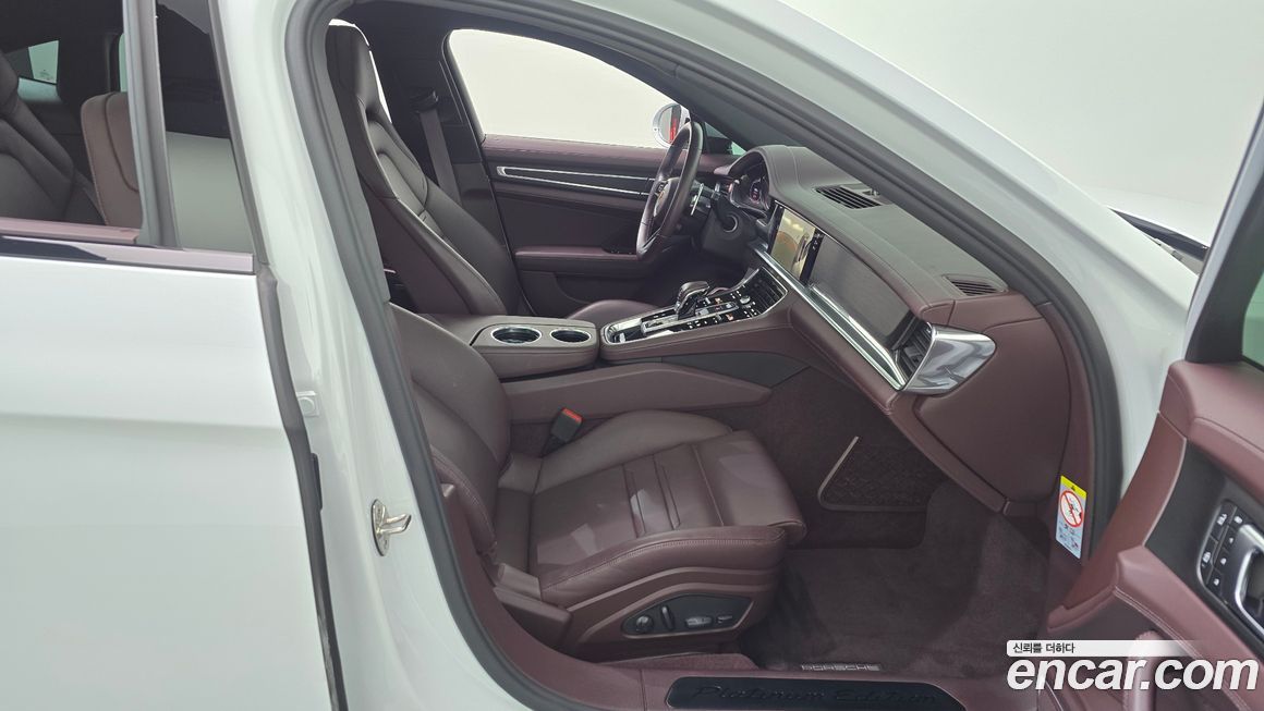 Porsche Panamera 2022