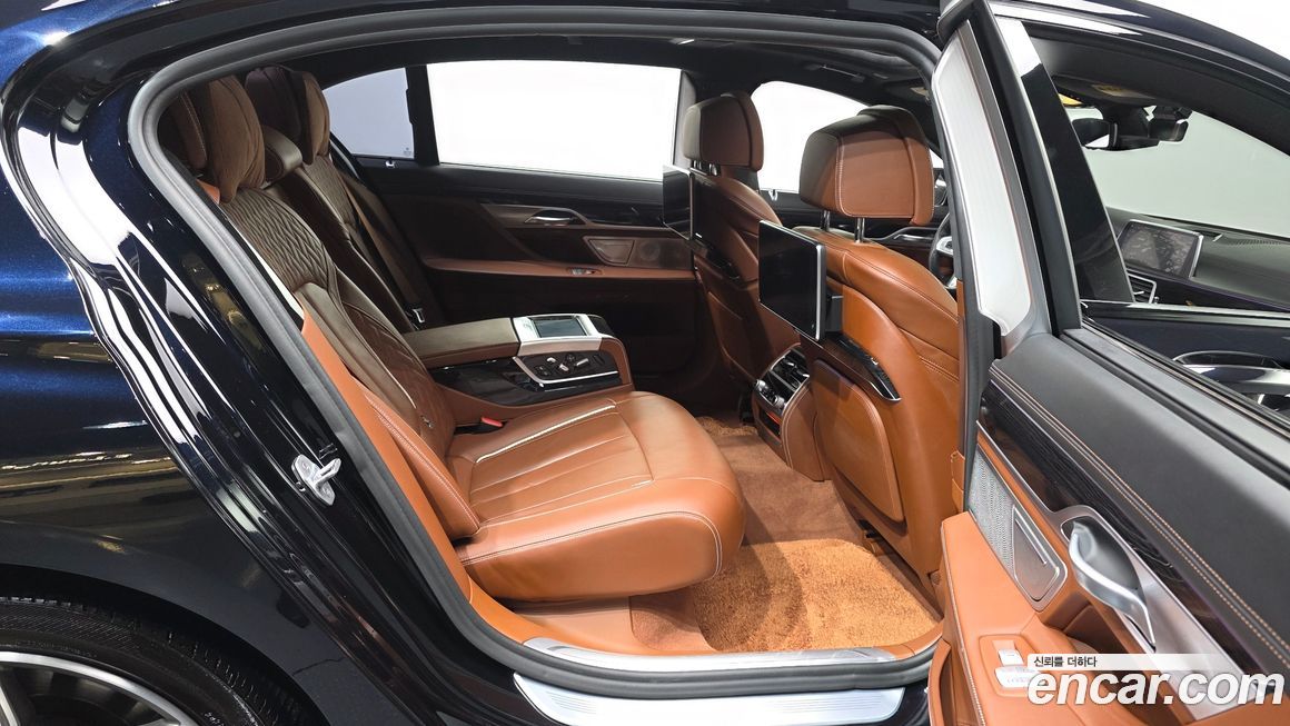 BMW 7-Series 2019