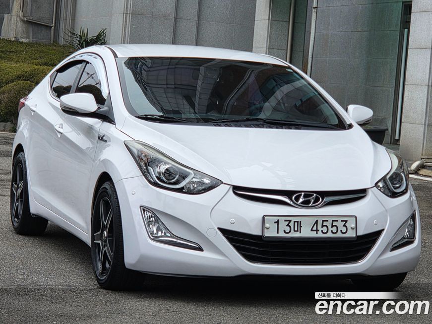 Hyundai AVANTE 2015