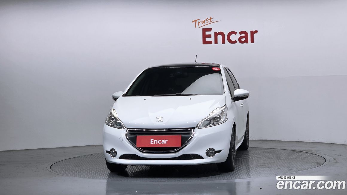 Peugeot 208 2014