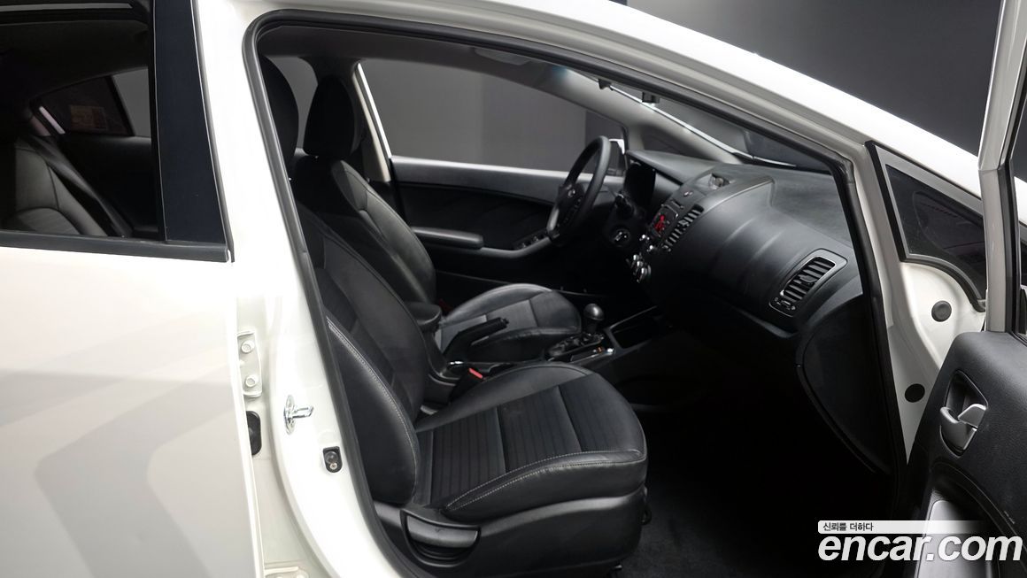 Kia K3 2016