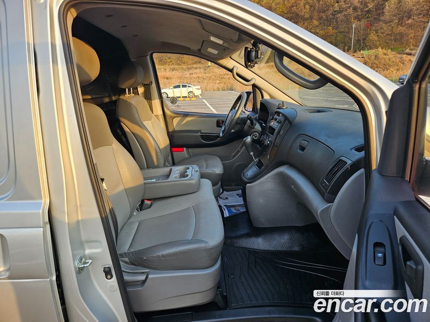 Hyundai Starex 2010