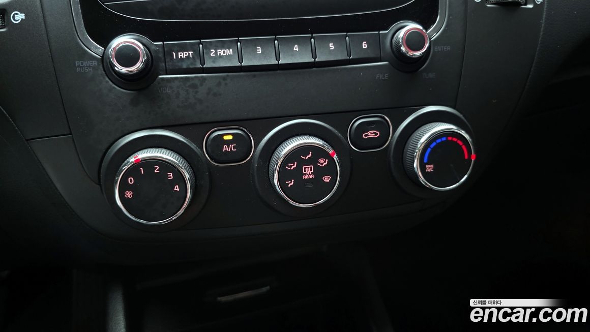 Kia K3 2016