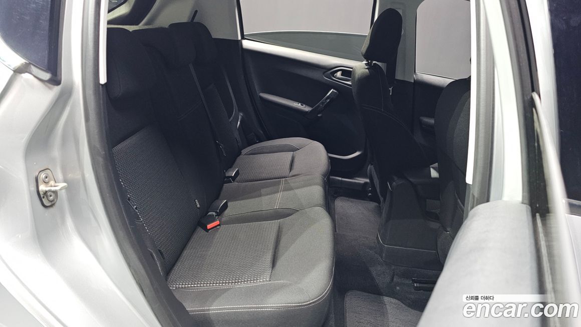 Peugeot 208 2019