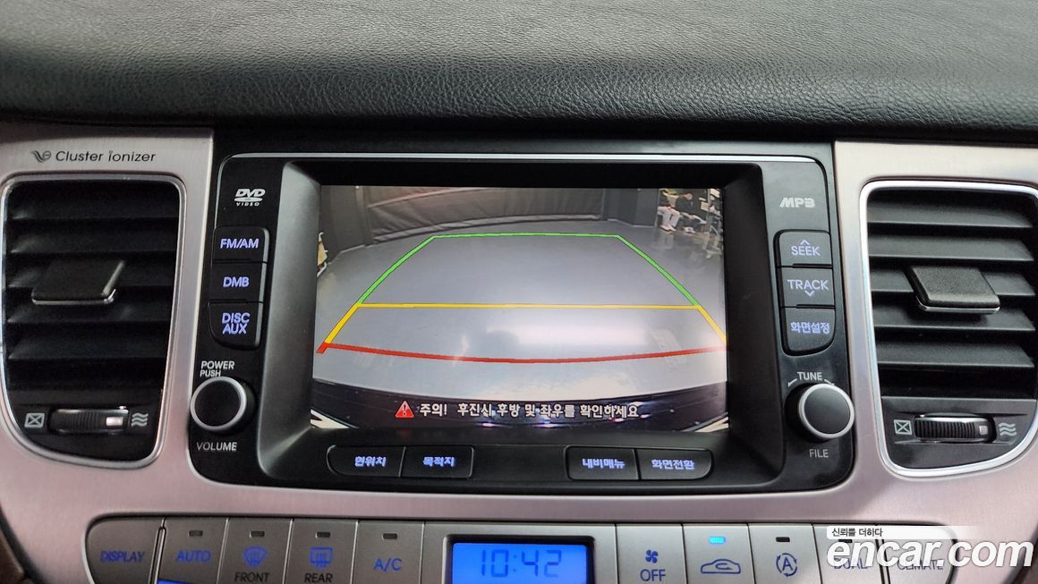 Hyundai Genesis 2012